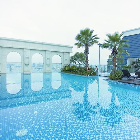 Ami Splendid Rooftop Pool 胡志明市 外观 照片