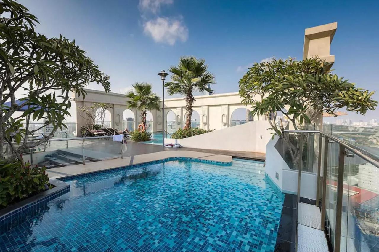 Ami Splendid Rooftop Pool 胡志明市 外观 照片